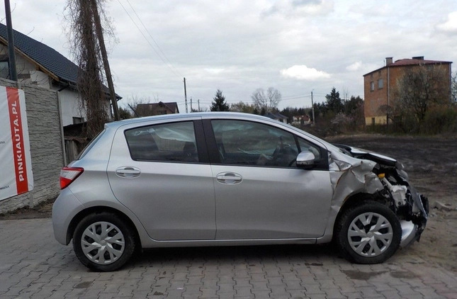 Toyota Yaris cena 20900 przebieg: 23514, rok produkcji 2019 z Stęszew małe 301